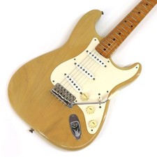 [Fender] Guitare électrique